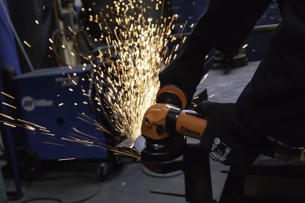 Cleco® Introduces New Line of Pneumatic Right Angle Grinders Apex